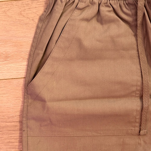 Gray Linen Shorts - Picture 4 of 6